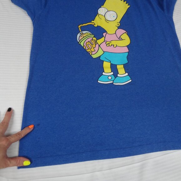 THE SIMPSONS BART DRINKING SQUISHEE DRINK BLUE MEDIUM T-SHIRT L225 (SPOT C PICS) - Picture 8 of 8